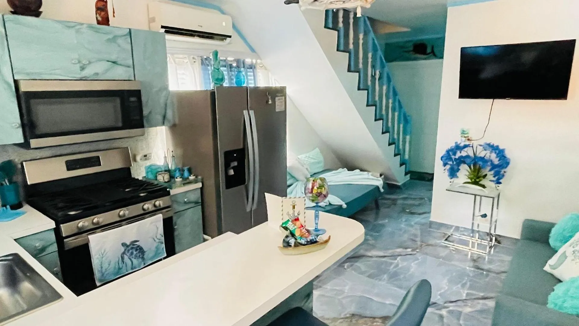 Blue Paradise Patricks Island Apartment